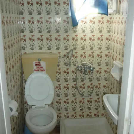 Agios Antonios Penzion 2*