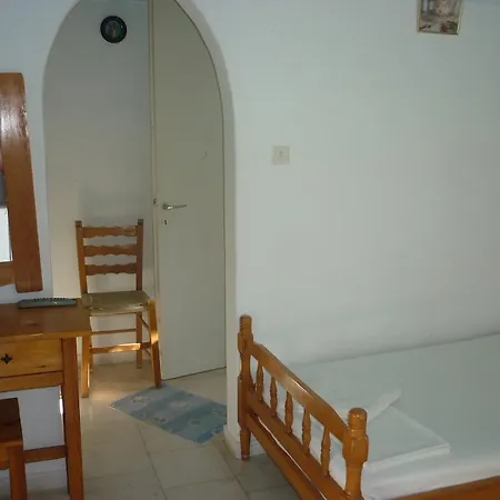 Penzion Agios Antonios Perissa (Santorini)
